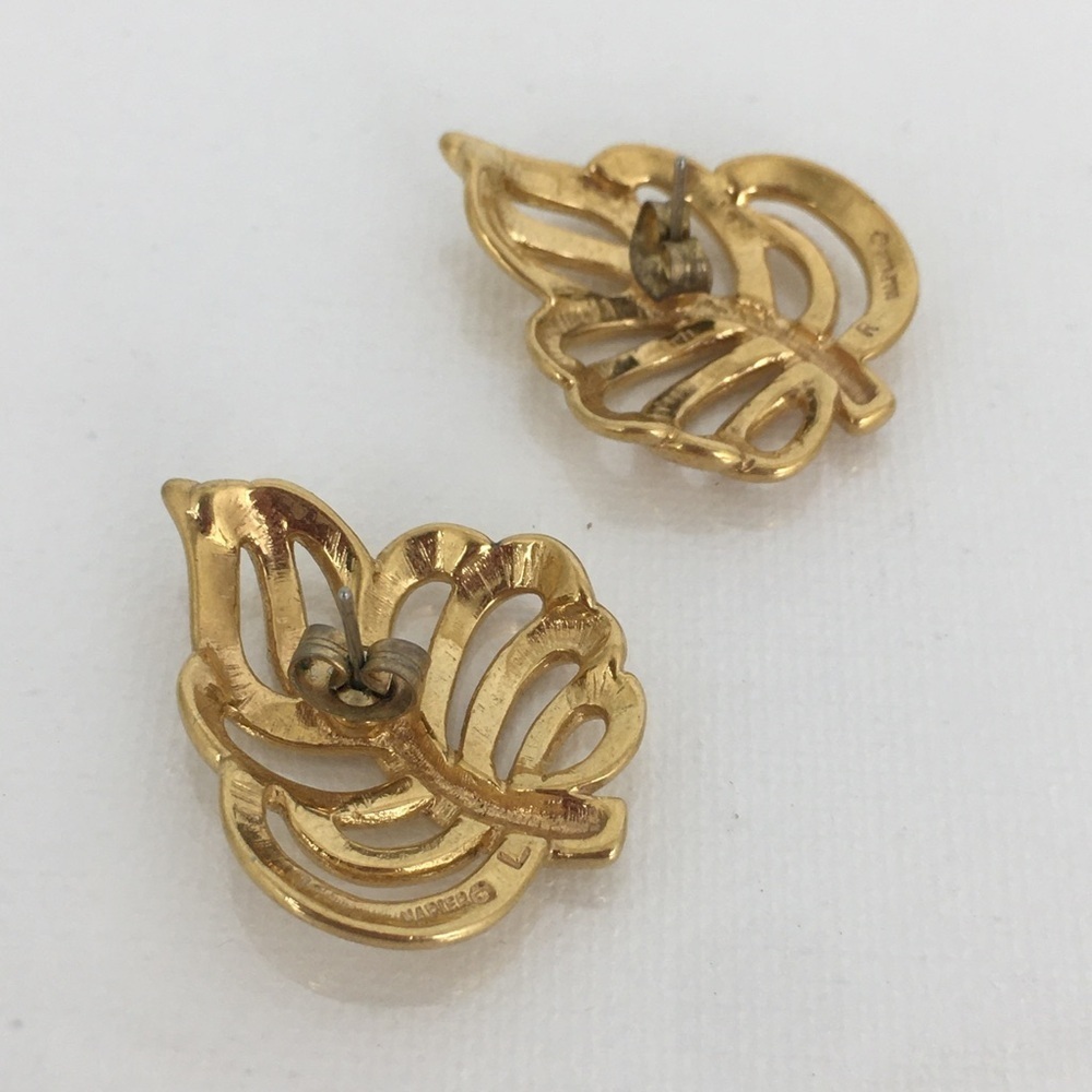 Vintage Napier Signed Estate Earrings Gold Tone Filigree Leaf Pierced Post Retro - Picture 10 of 13